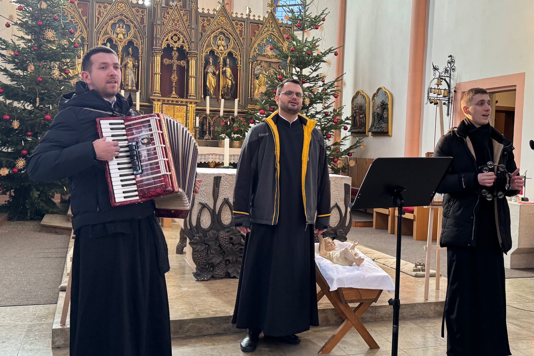 Різдвяні святкування у громадах нашої парафії